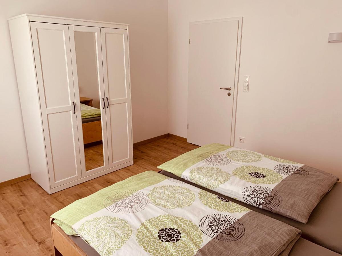 Ferienwohnung Bad Camberg - Apartment 3 Hoelzer エクステリア 写真