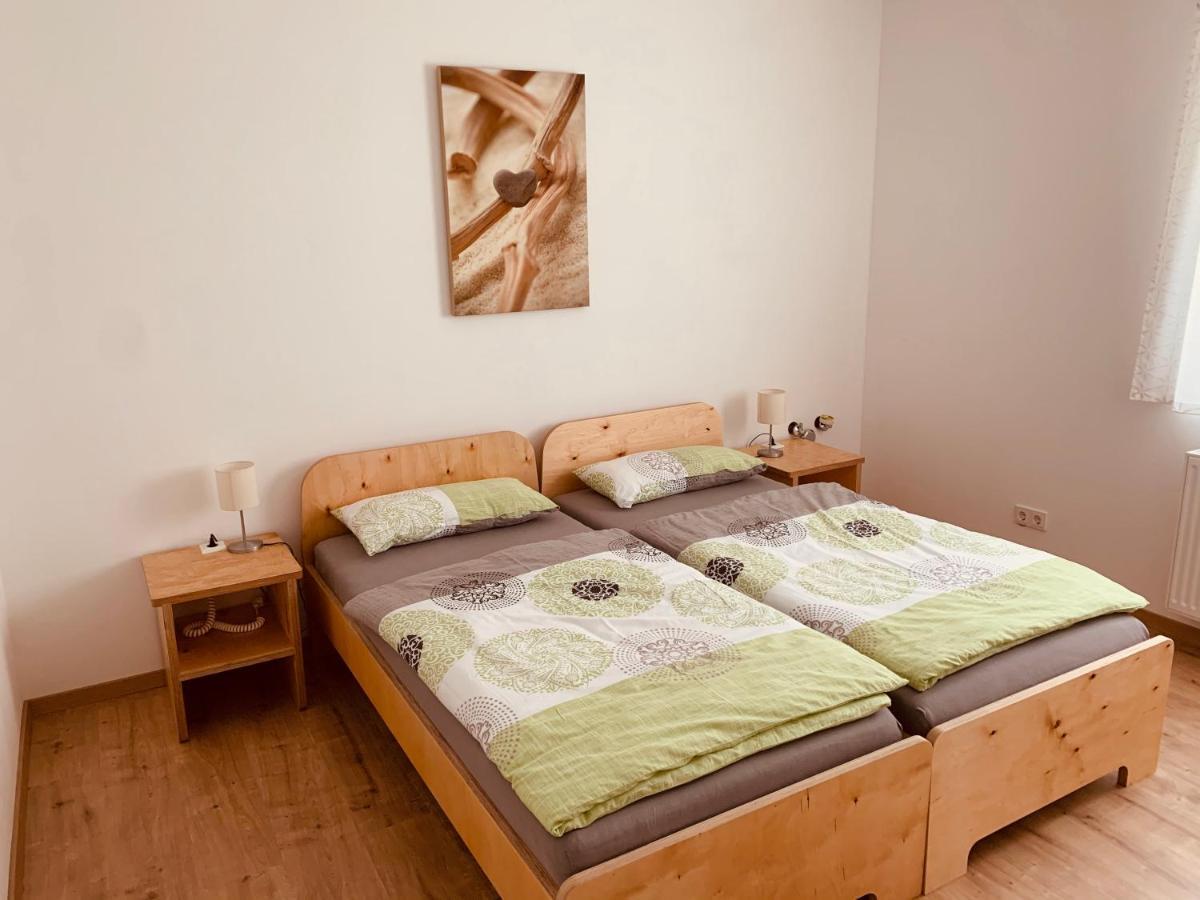 Ferienwohnung Bad Camberg - Apartment 3 Hoelzer エクステリア 写真