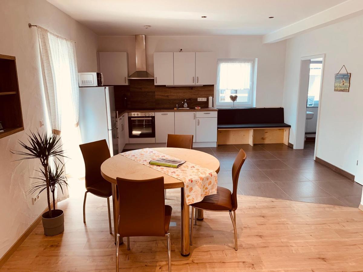 Ferienwohnung Bad Camberg - Apartment 3 Hoelzer エクステリア 写真